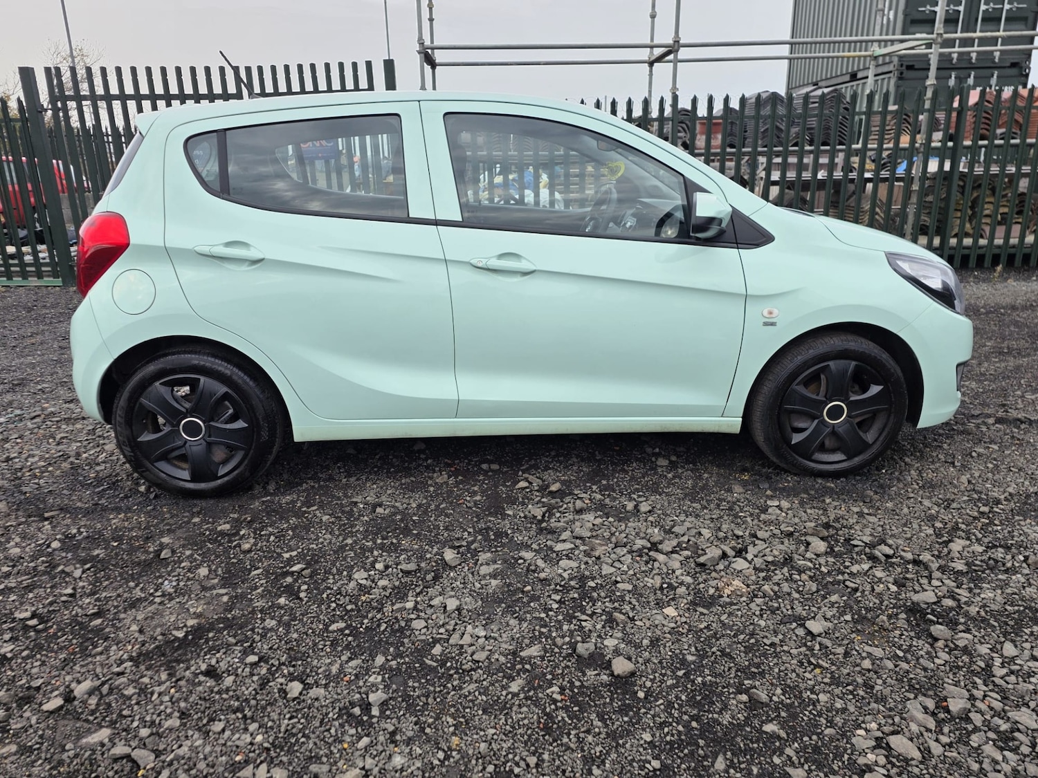 Used Vauxhall Viva 2017 for sale - 76651008: Photo 6
