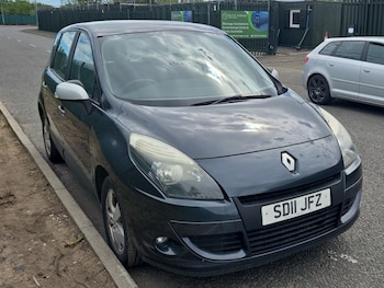 Used Renault Scenic 2011 for sale - 79045090: Photo