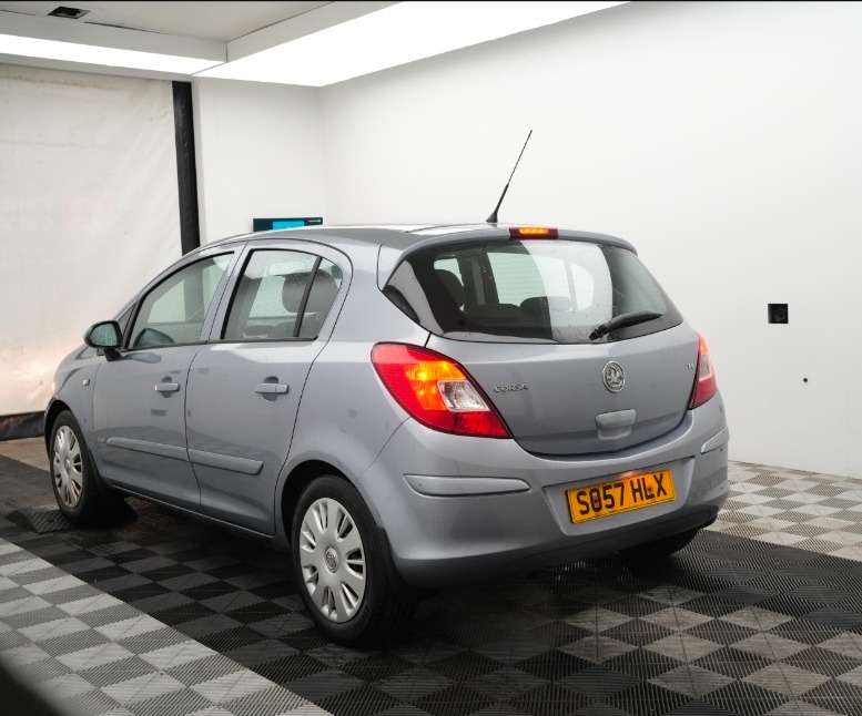 Used Vauxhall Corsa 2007 for sale - 77213794: Photo 2