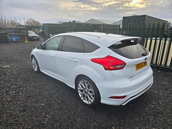 Used Ford Focus 2015 for sale - 76650432: Photo