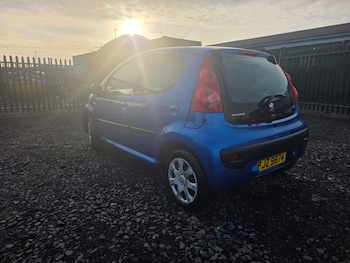 Used Peugeot 107 2010 for sale - 78782790: Photo