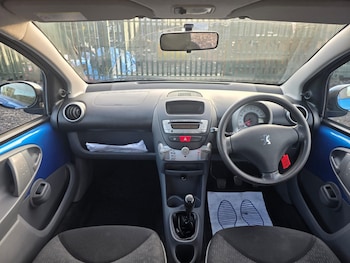 Used Peugeot 107 2010 for sale - 78782790: Photo