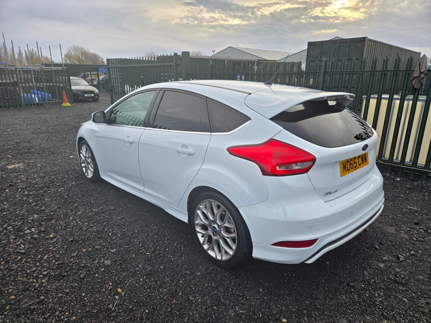 Used Ford Focus 2015 for sale - 76542530: Photo 5