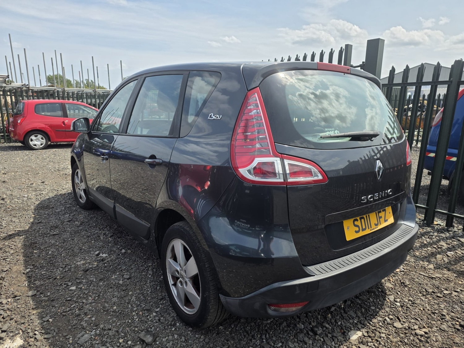 Used Renault Scenic 2011 for sale - 77798639: Photo 6