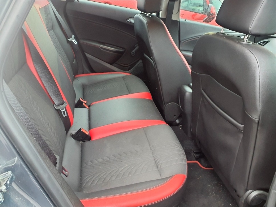 Used Vauxhall Astra 2013 for sale - 78028294: Photo 10