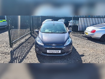 Used Ford Fiesta 2012 for sale - 76490899: Photo