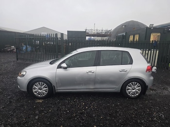 Used Volkswagen Golf 2009 for sale - 76778222: Photo