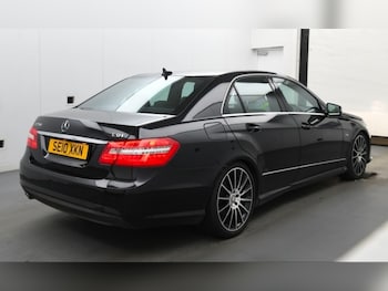 Used Mercedes-Benz E Class 2010 for sale - 76951450: Photo