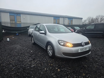 Used Volkswagen Golf 2009 for sale - 77058725: Photo