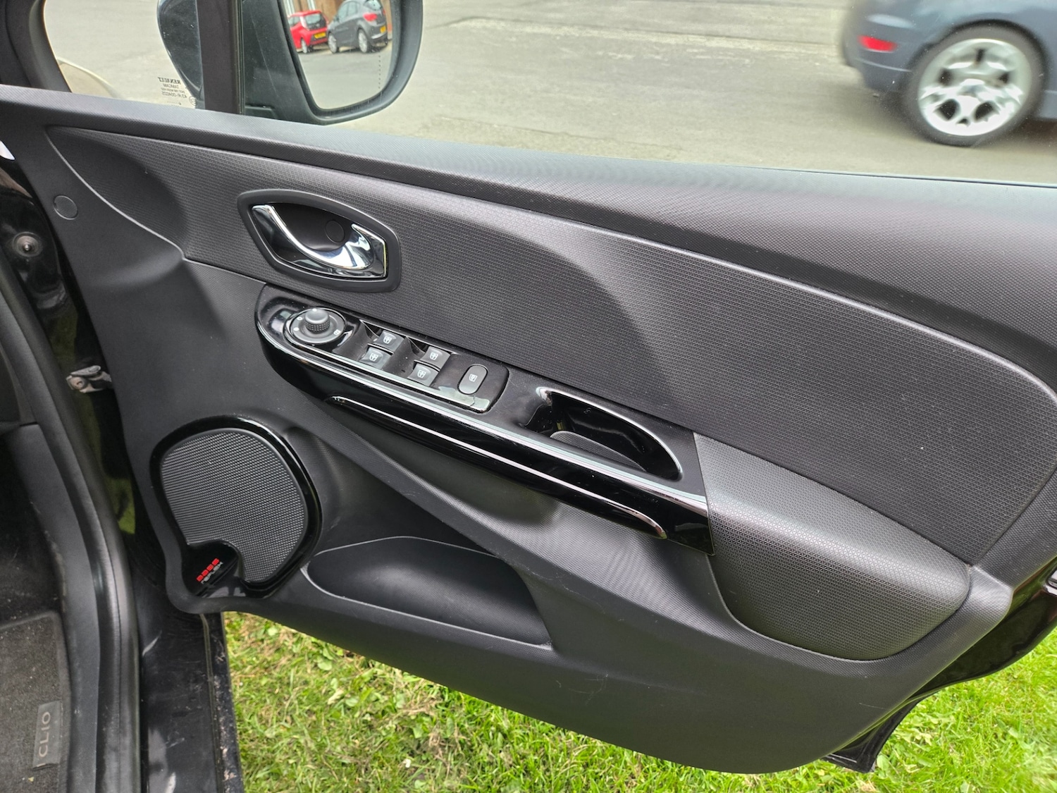 Used Renault Clio 2014 for sale - 78133682: Photo 11