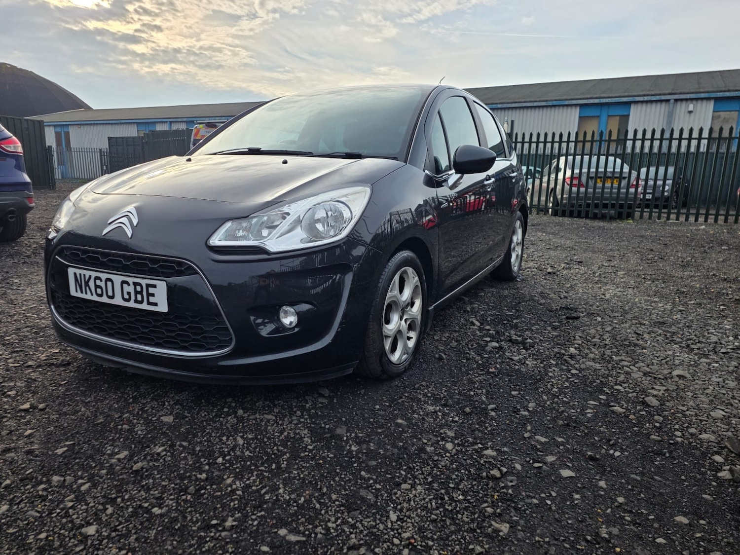 Used Citroen C3 2010 for sale - 76490854: Photo 2
