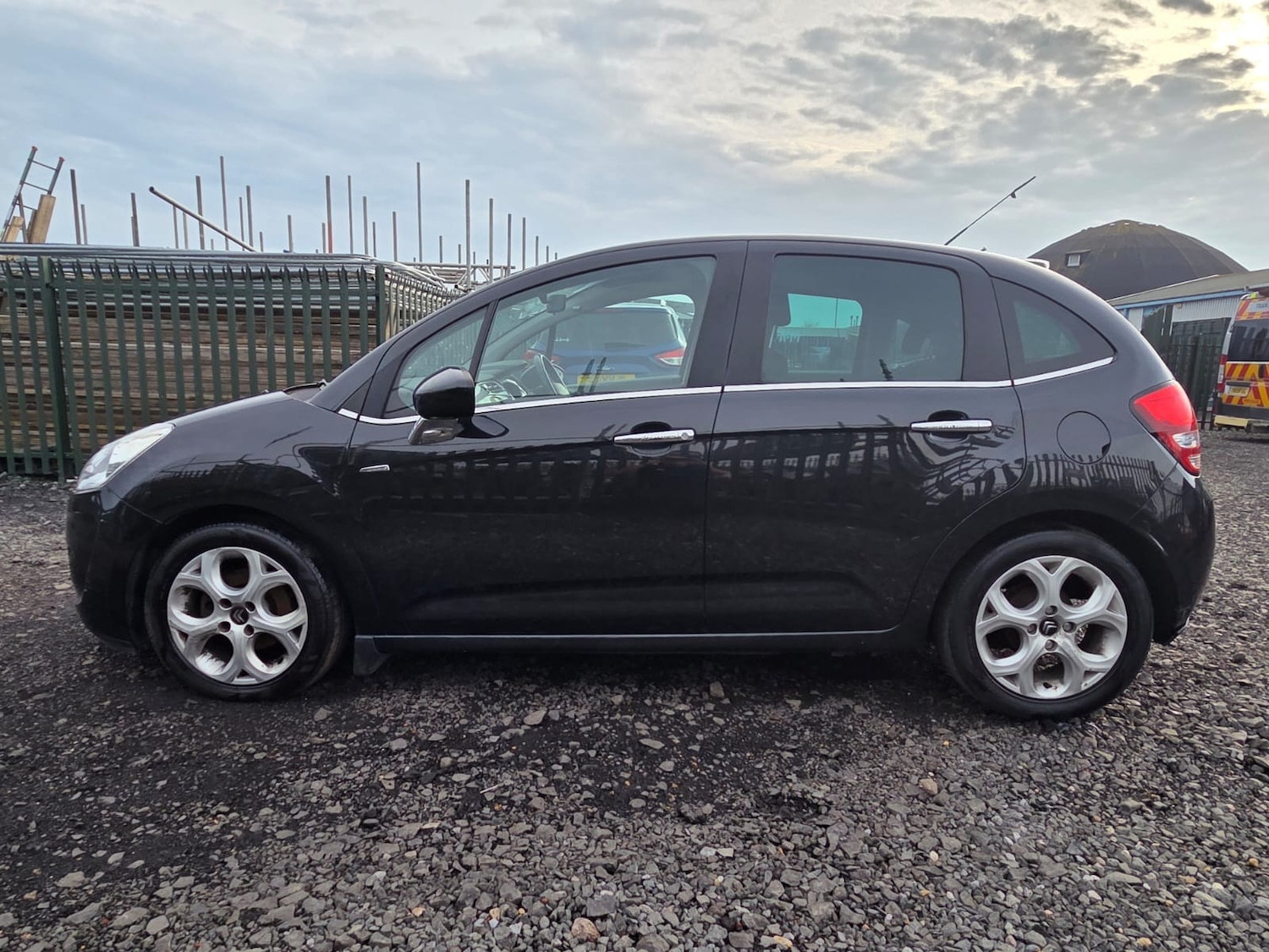 Used Citroen C3 2010 for sale - 76490854: Photo 3