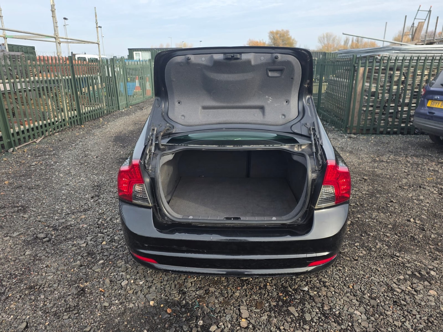 Used Volvo S40 2010 for sale - 76491862: Photo 13