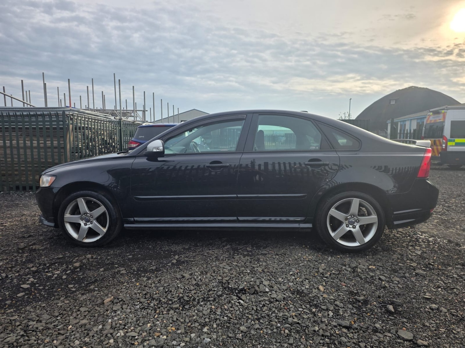 Used Volvo S40 2010 for sale - 76491862: Photo 7