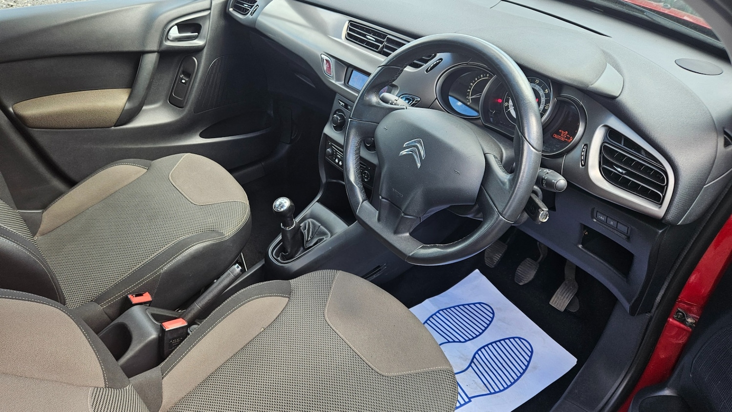 Used Citroen C3 2015 for sale - 76650435: Photo 8