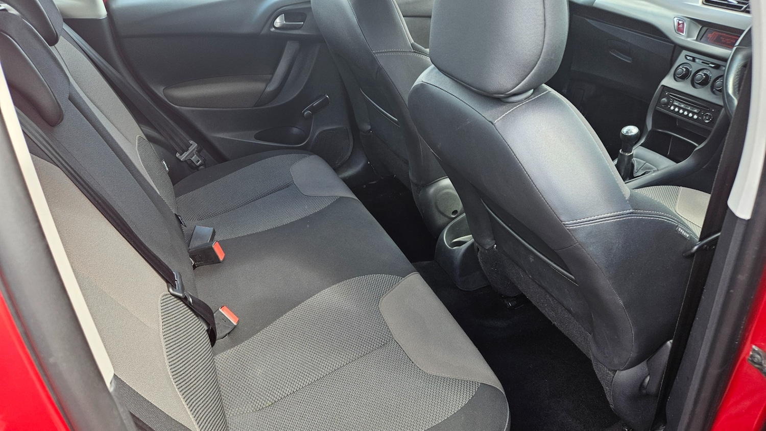 Used Citroen C3 2015 for sale - 76650435: Photo 9