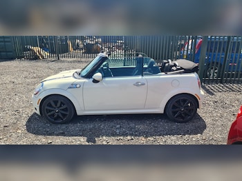 Used MINI Convertible 2010 for sale - 78359920: Photo