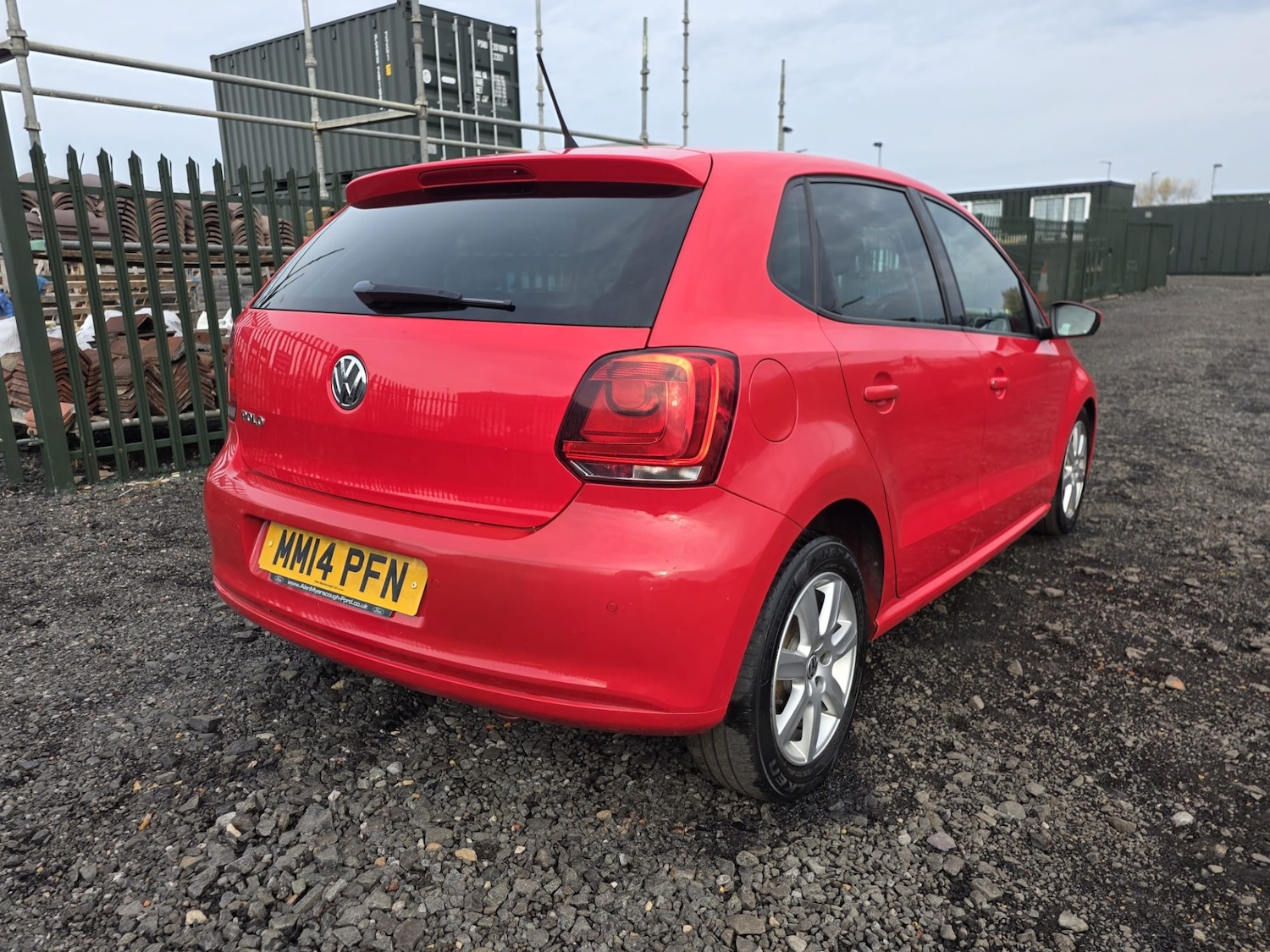 Used Volkswagen Polo 2014 for sale - 76651005: Photo 2