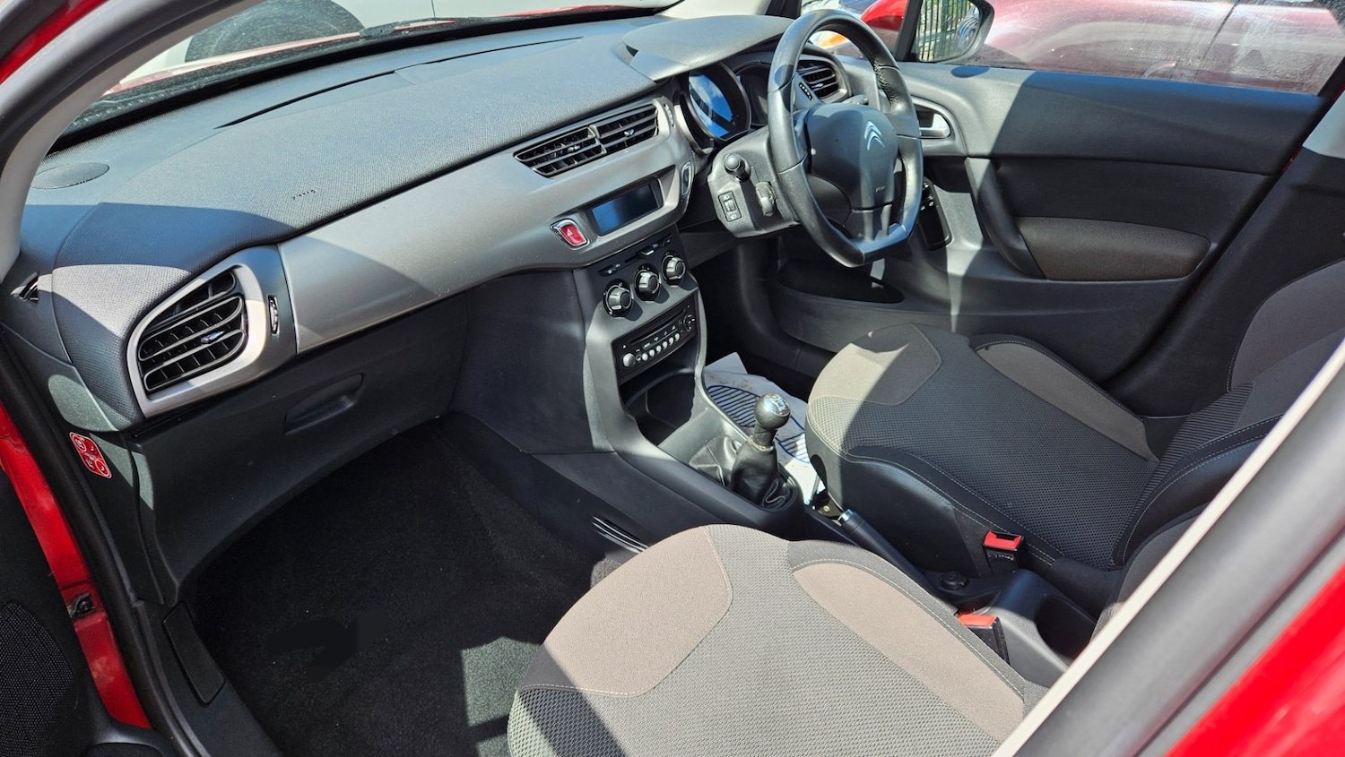 Used Citroen C3 2015 for sale - 76492033: Photo 6