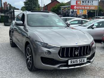 2017 (17) - V6d 5dr Auto
