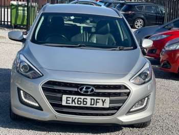 Used Hyundai i30 2016 for sale - 75198963: Photo