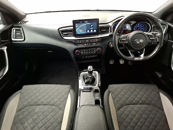 Used Kia Pro Ceed 2019 for sale - 75513935: Photo