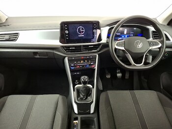 Used Volkswagen T-Roc 2023 for sale - 78560006: Photo