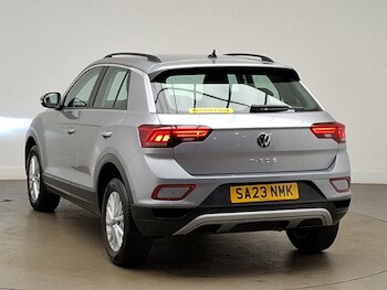 Used Volkswagen T-Roc 2023 for sale - 78560006: Photo