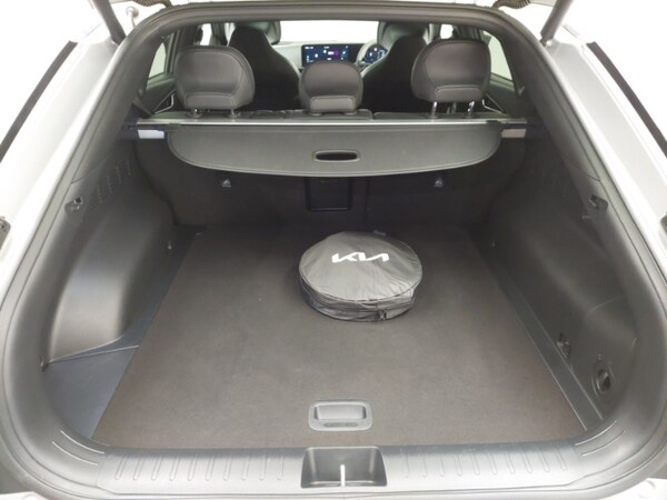 Used Kia EV6 2024 for sale - 76271885: Photo 8