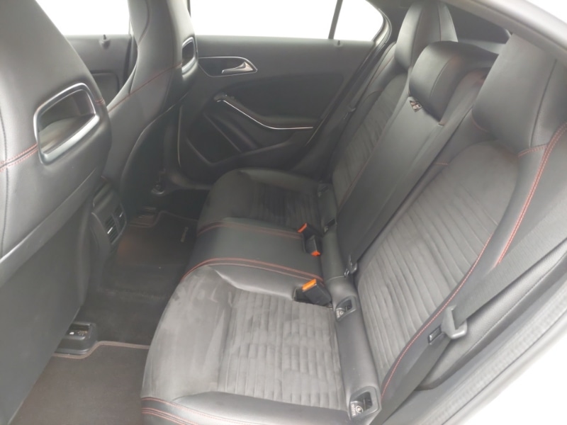 Used Mercedes-Benz A-Class 2017 for sale - 76301653: Photo 6