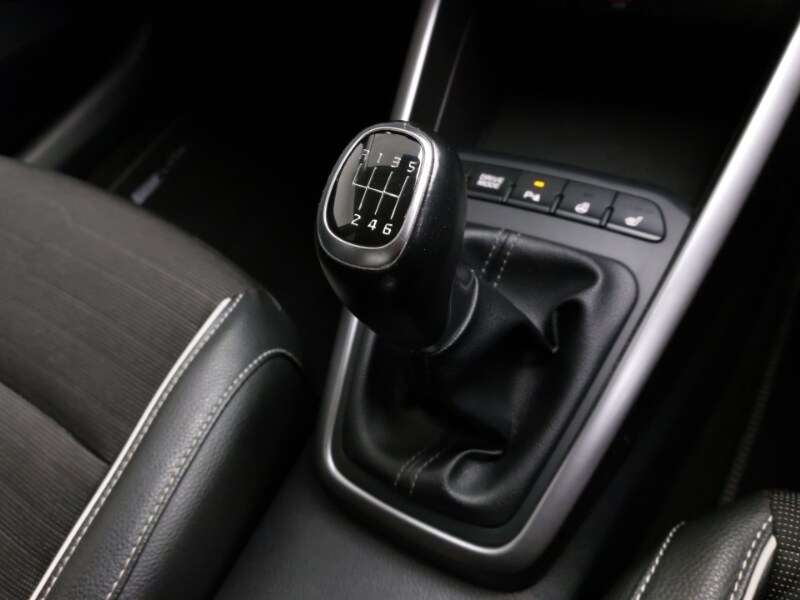 Used Kia Stonic 2023 for sale - 78071222: Photo 15