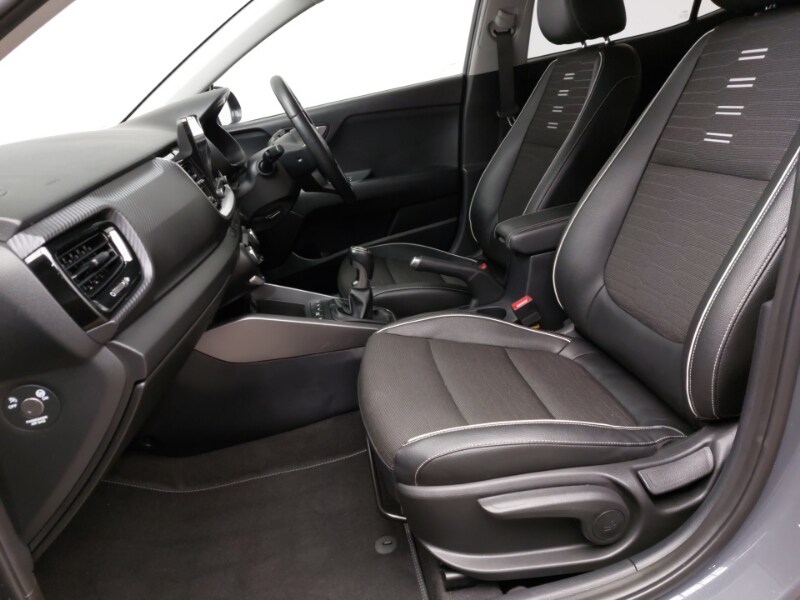 Used Kia Stonic 2023 for sale - 78071222: Photo 5