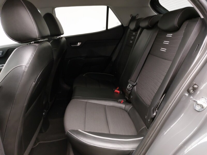 Used Kia Stonic 2023 for sale - 78071222: Photo 6