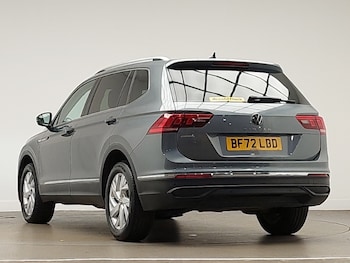 Used Volkswagen Tiguan Allspace 2022 for sale - 76763886: Photo