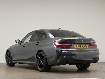 Used BMW 3 Series 2019 for sale - 76624335: Photo