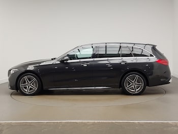 Used Mercedes-Benz C Class 2022 for sale - 76779643: Photo