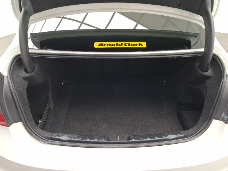 Used BMW 3 Series 2018 for sale - 77517858: Photo 8