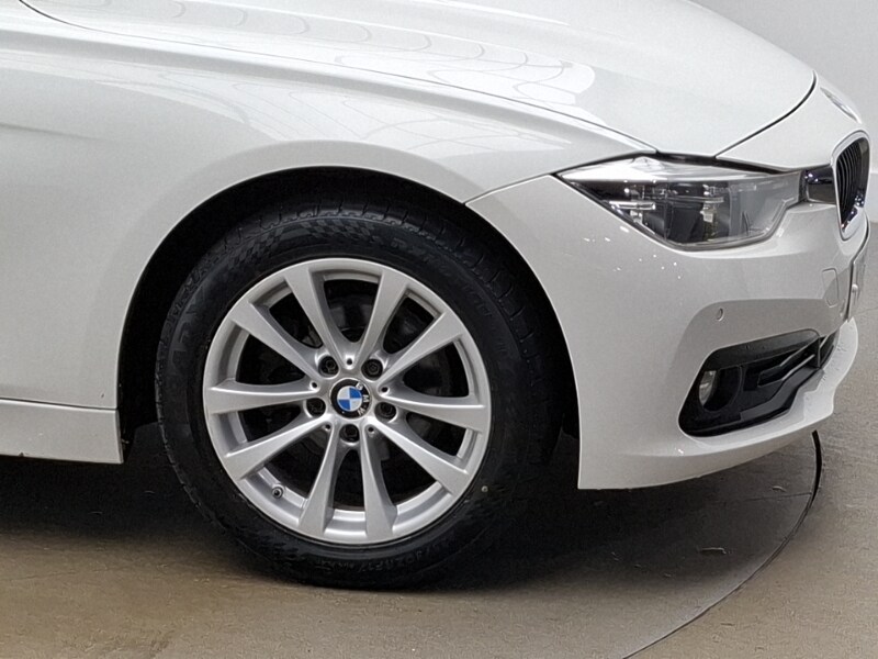 Used BMW 3 Series 2018 for sale - 77517858: Photo 9