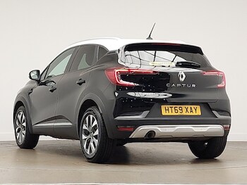 Used Renault Captur 2020 for sale - 76354389: Photo