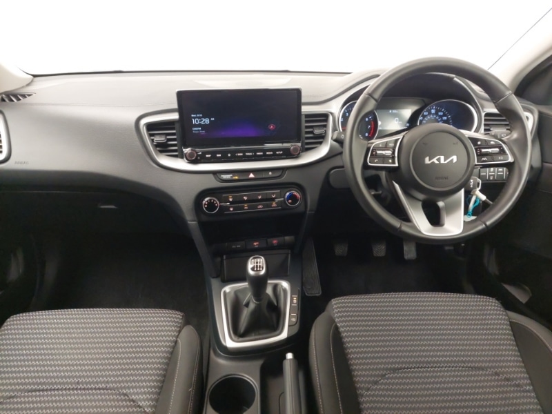 Used Kia XCeed 2024 for sale - 76129735: Photo 2