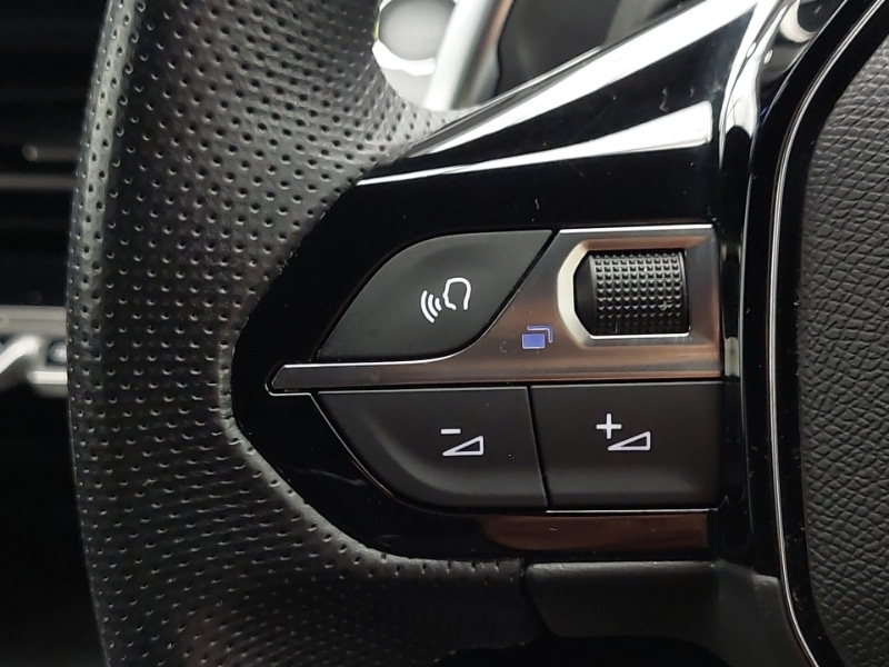 Used Peugeot 2008 2023 for sale - 76403720: Photo 18