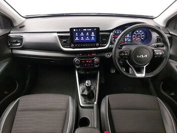 Used Kia Stonic 2022 for sale - 77352584: Photo