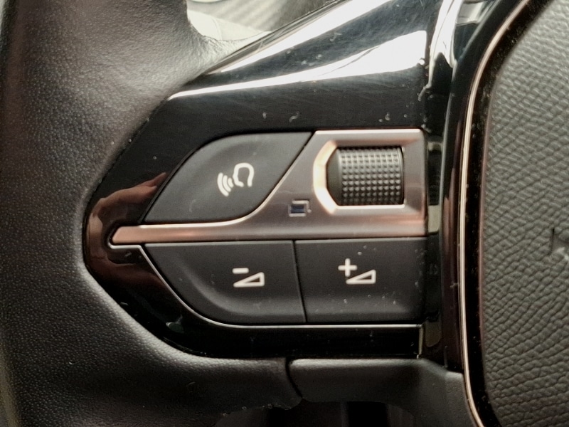 Used Peugeot 2008 2020 for sale - 76455743: Photo 17