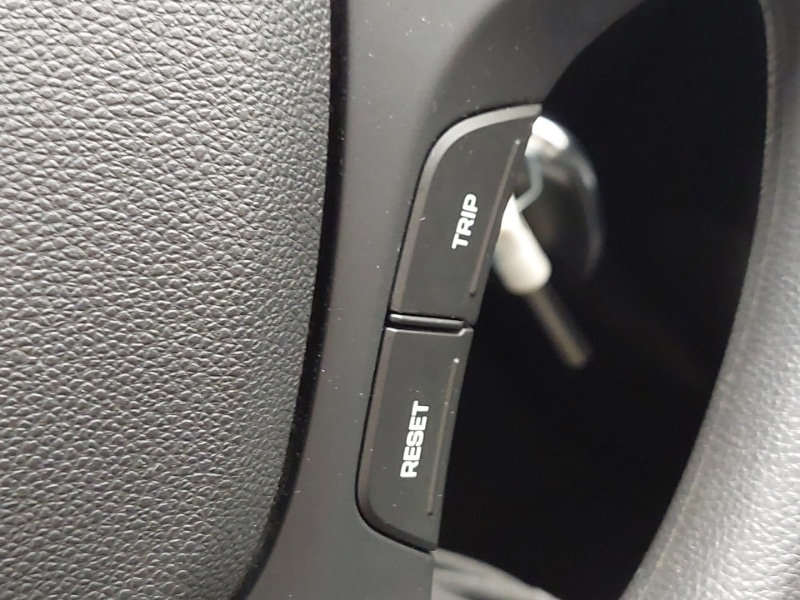 Used Hyundai i10 2018 for sale - 76493186: Photo 19