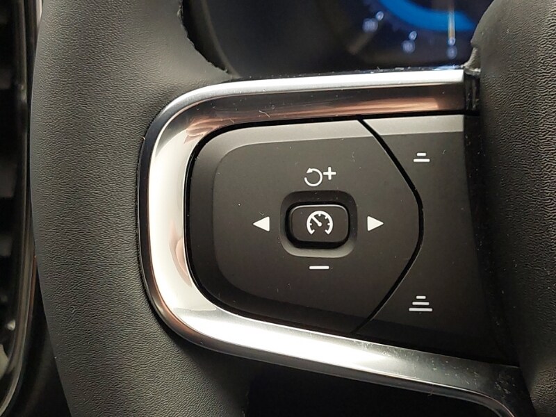 Used Volvo XC40 2022 for sale - 76533167: Photo 18