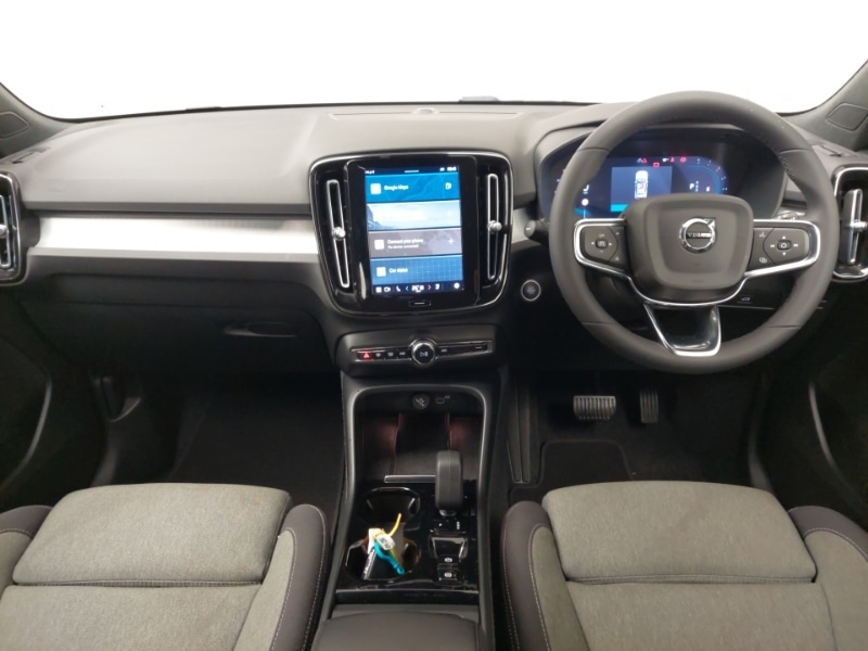 Used Volvo XC40 2022 for sale - 76533167: Photo 2