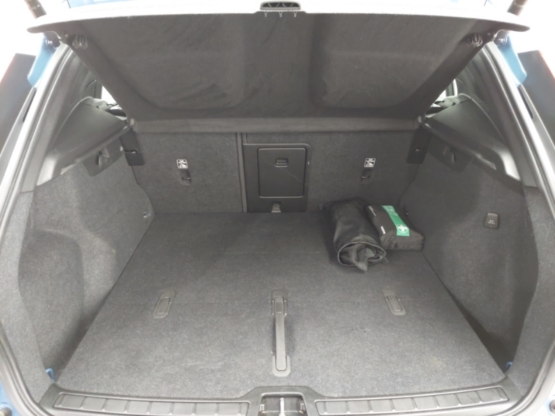 Used Volvo XC40 2022 for sale - 76533167: Photo 8