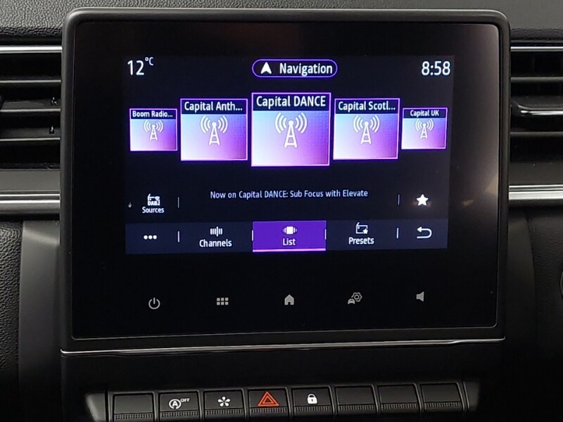 Used Renault Captur 2022 for sale - 77324844: Photo 11