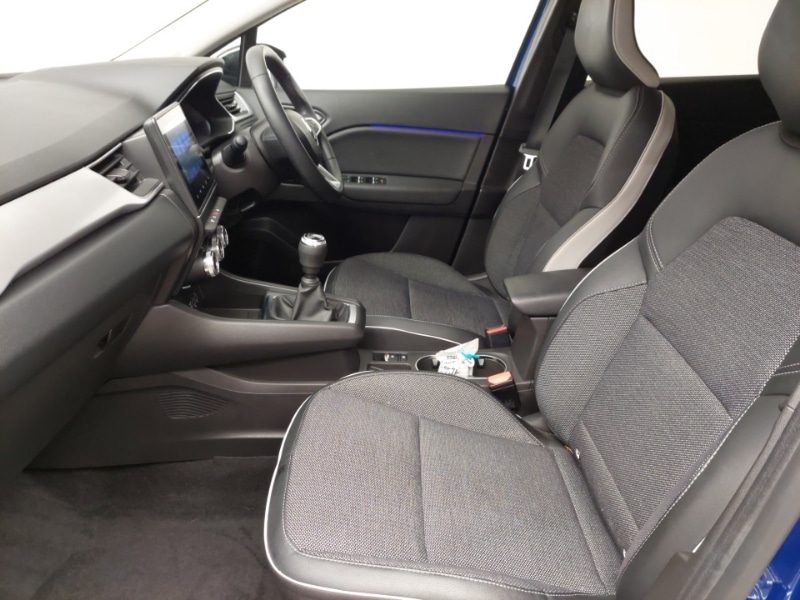 Used Renault Captur 2022 for sale - 77324844: Photo 5