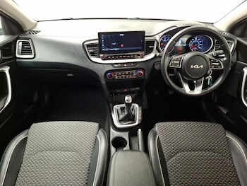 Used Kia Ceed 2022 for sale - 77585129: Photo